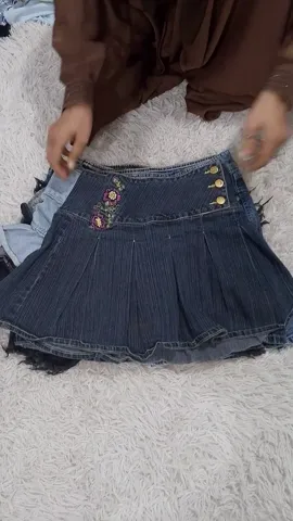 Aesthetic Midi Denim Skirts - 9 pcs - 6/9/24