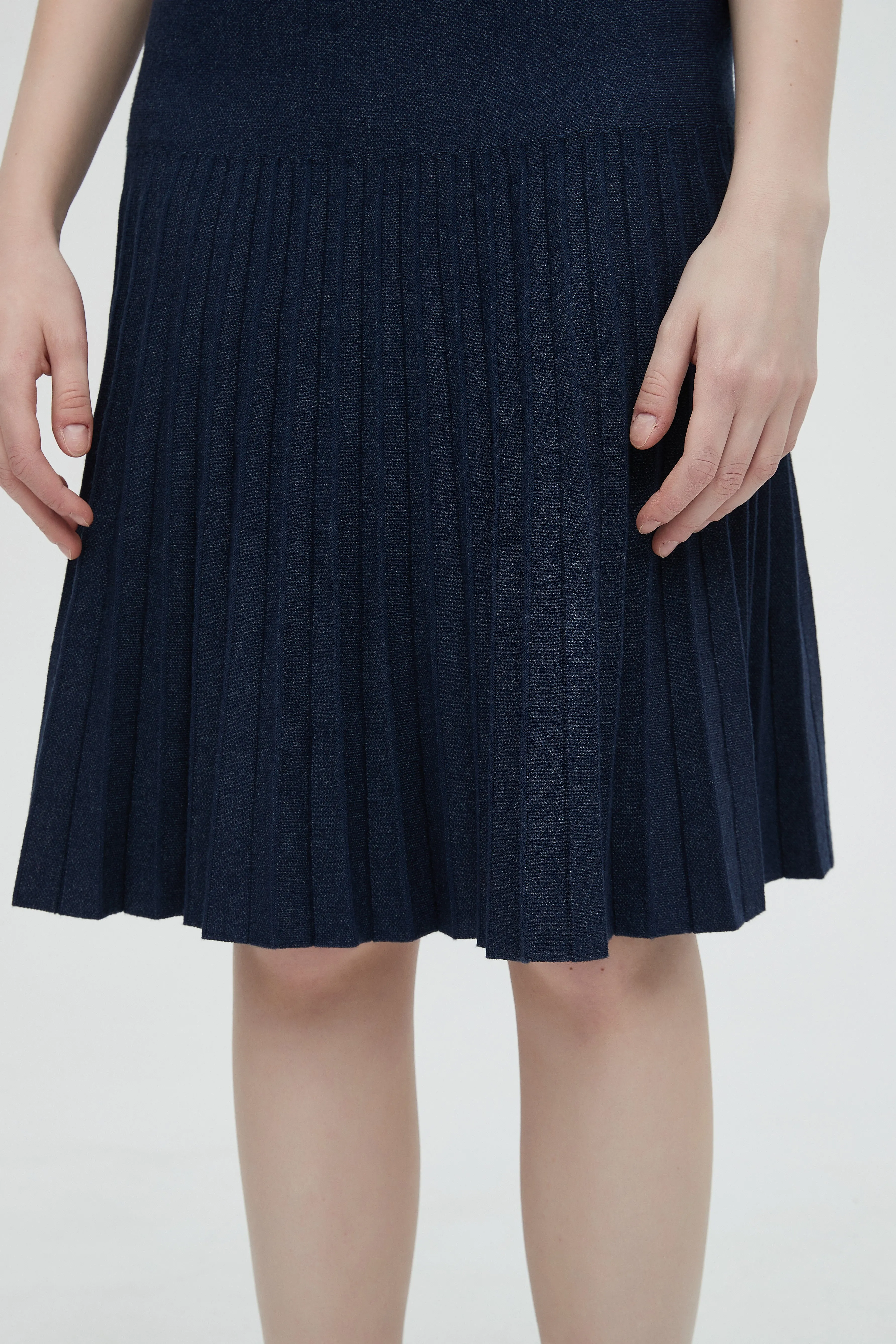 MM YEAR ROUND PLEATED - DENIM WASH.