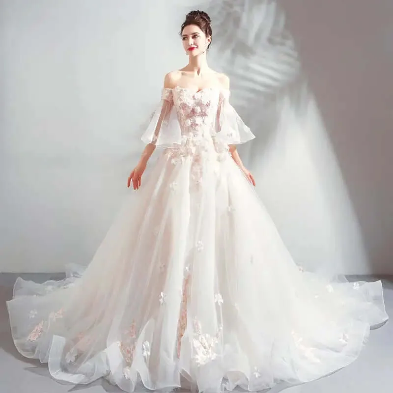 wedding dresses Luxury Wedding Dress The Bride Sweetheart Lace Appliques