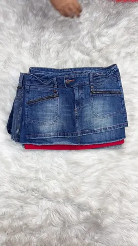 Y2K Micro Mini Denim Skirts - 20 Pieces ( BC-11-5 )